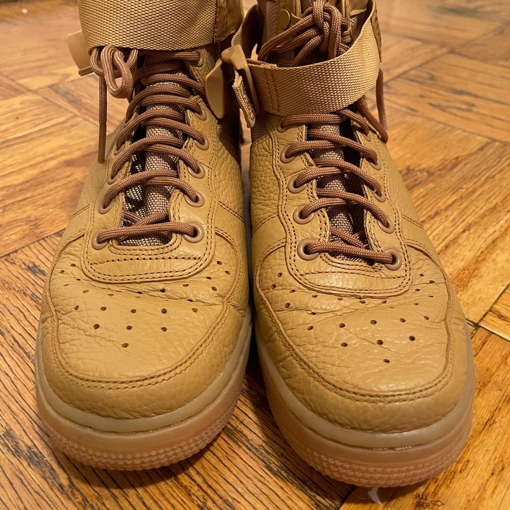 Nike high Top Air Force 1